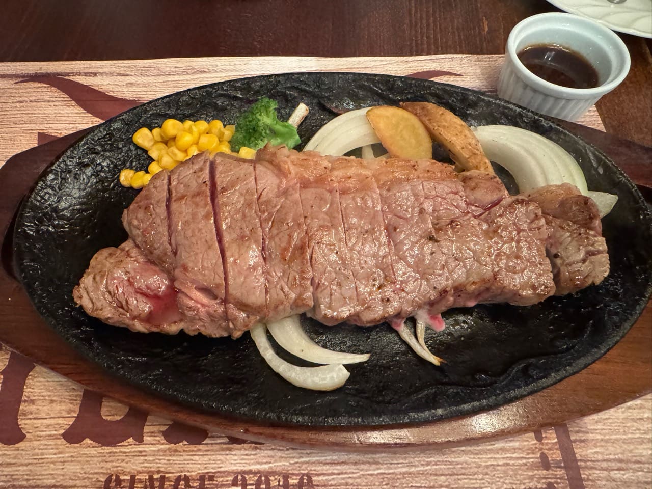 先日TEXASを訪れたときに食べたサーロインステーキ